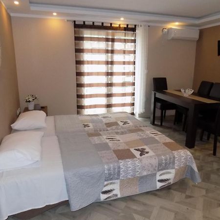 Apartman Bogić Apartment Golubac Bagian luar foto